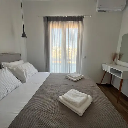 Theros House דירה קופוניסיה